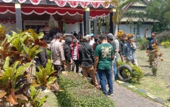 Tambang Ilegal Lagi Marak, AMAR Lutra Gelar Aksi Demo di Mapolres dan DPRD