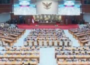 TOK! DPR RI Sahkan RUU TNI Jadi Undang-Undang