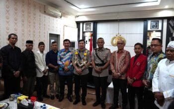 Pj Wali Kota Firmanza Hadiri Sertijab Kapolres Palopo