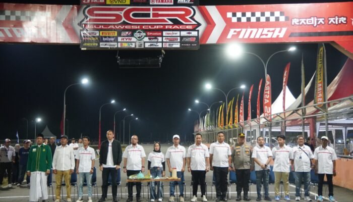 Tingkatkan PAD, Wali Kota Palopo Buka Kegiatan Sulawesi Cup Race di Ratona Motor Sport