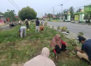 Tomoni Timur Bergerak, Seluruh Desa Kompak Aksi “Jumat Bersih Juara”
