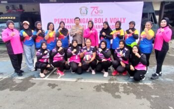 Sambut HKGB ke73 Bhayangkari Cabang Palopo Gelar Pertandingan Volly